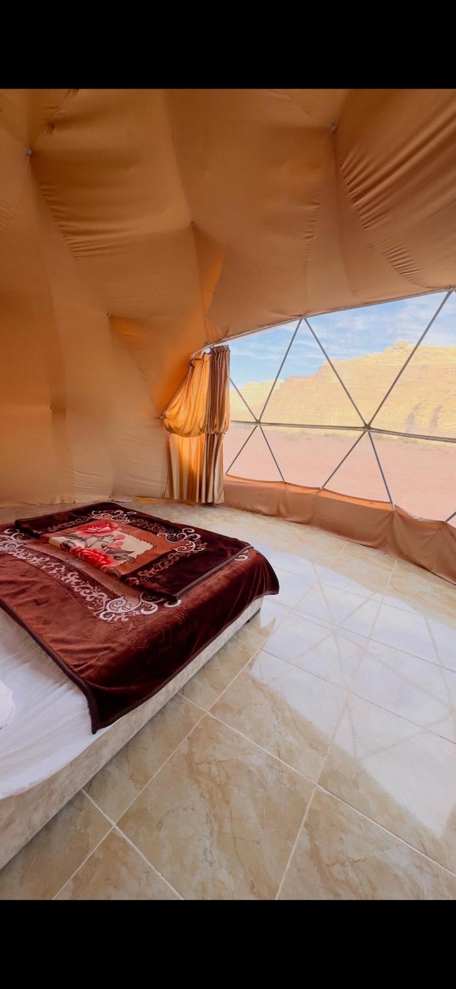 Wadi Rum Bubble Camp & Tour Exterior foto